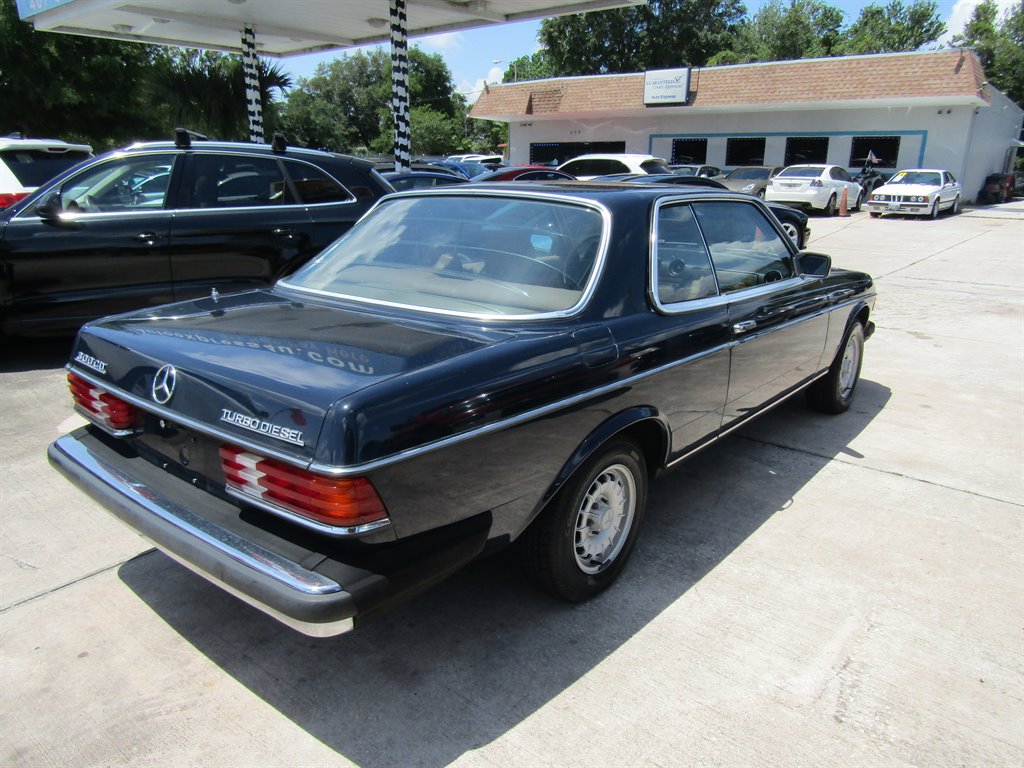 1983 Mercedes-Benz 300-Class 300CD in Orlando, FL | Used Cars for Sale on EasyAutoSales.com