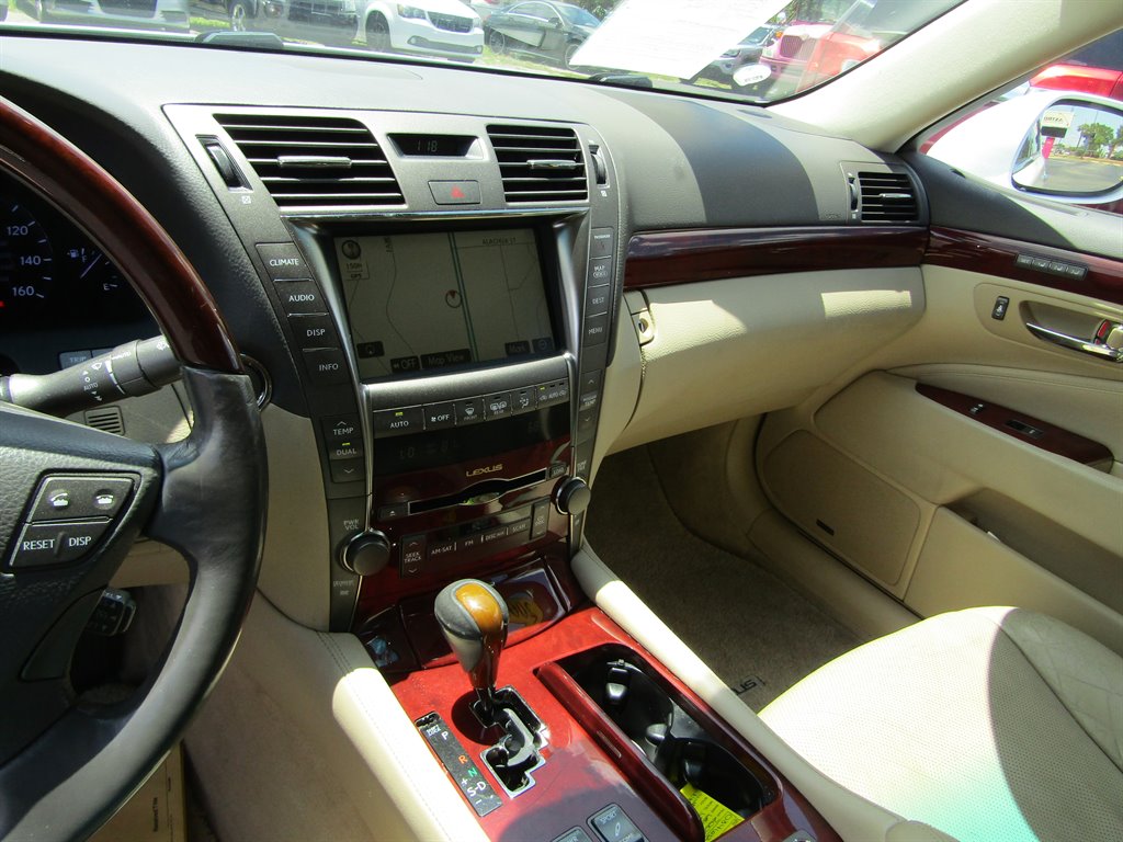 2009 Lexus LS 460 L photo