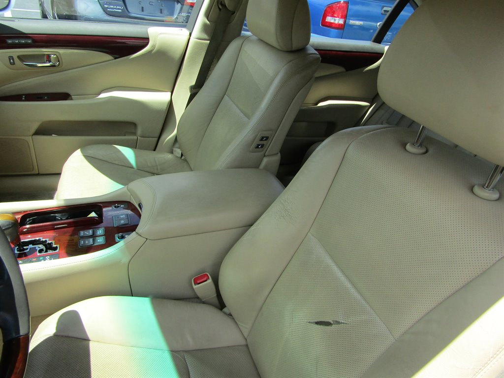 2009 Lexus LS 460 L photo