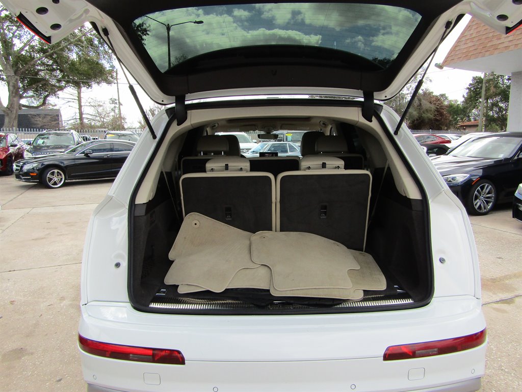 2018 Audi Q7 - $19,999