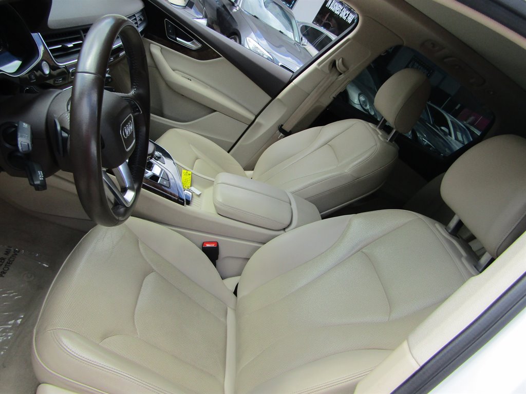 2018 Audi Q7 - $19,999