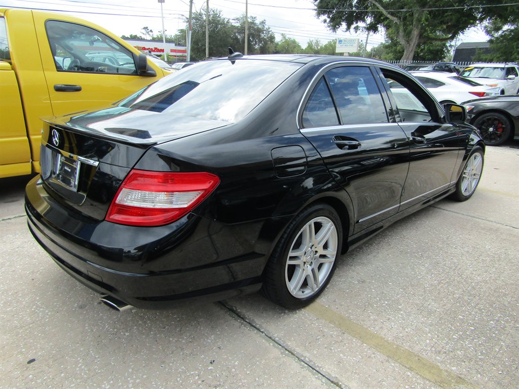 2009 Mercedes-Benz C-Class - $5,999