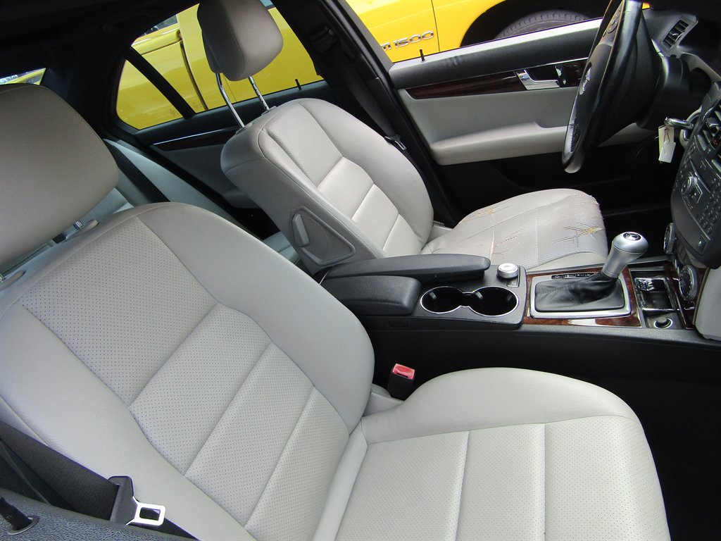 2009 Mercedes-Benz C-Class - $5,999