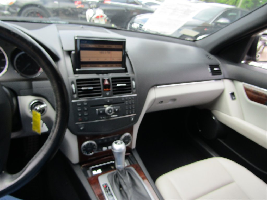2009 Mercedes-Benz C-Class - $5,999