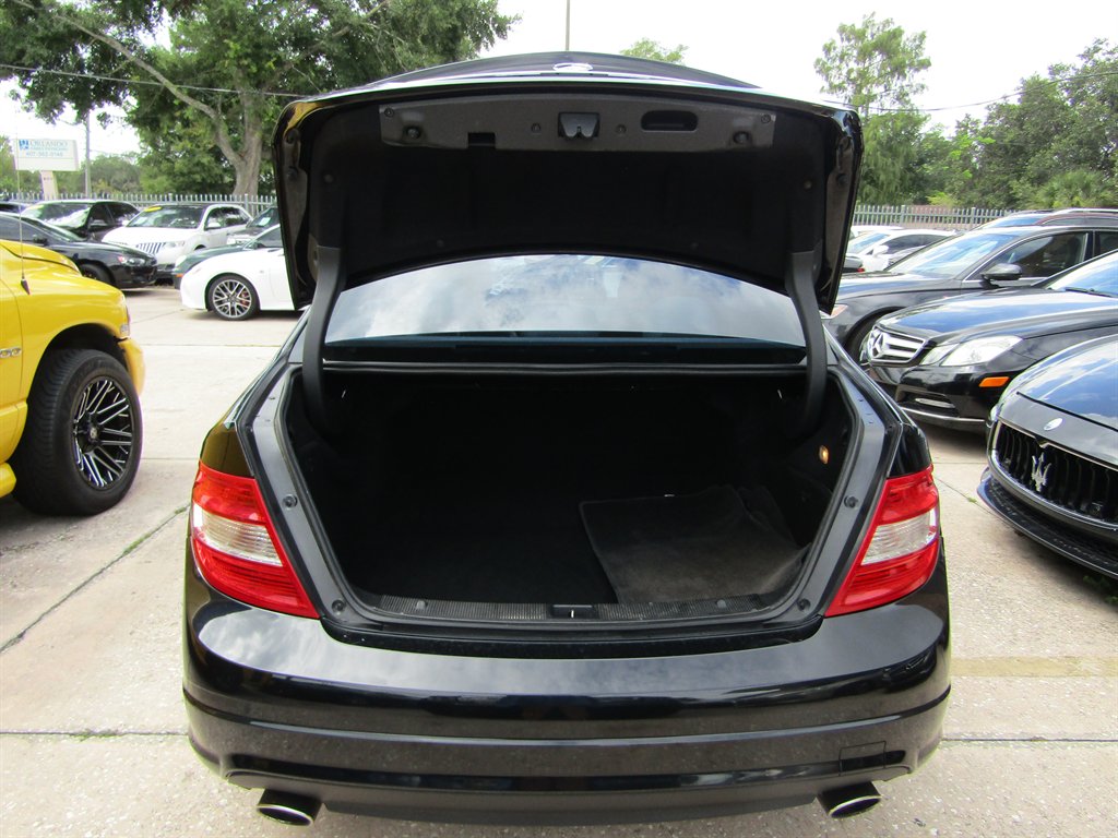 2009 Mercedes-Benz C-Class - $5,999