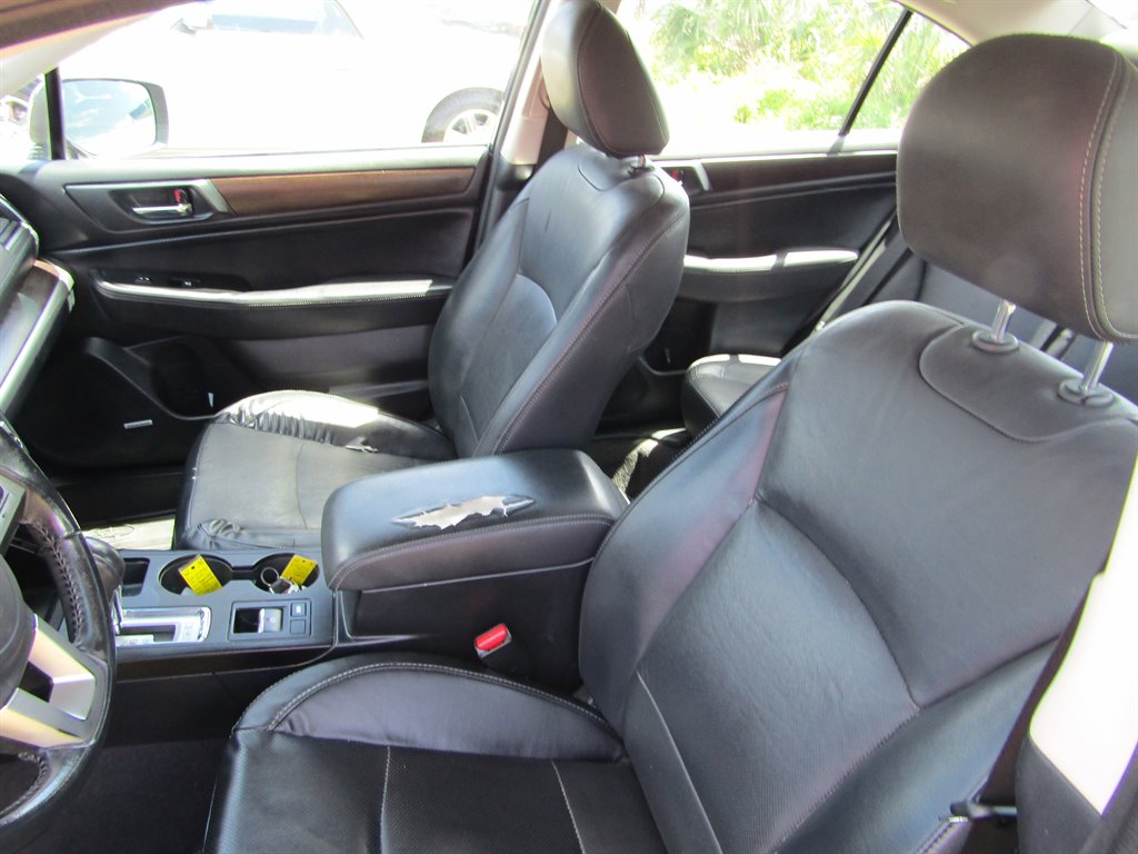 2015 Subaru Legacy Limited photo