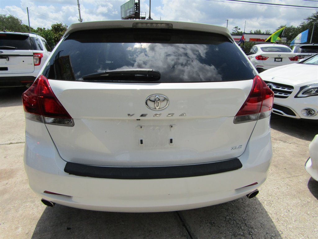 2013 Toyota Venza - $13,999