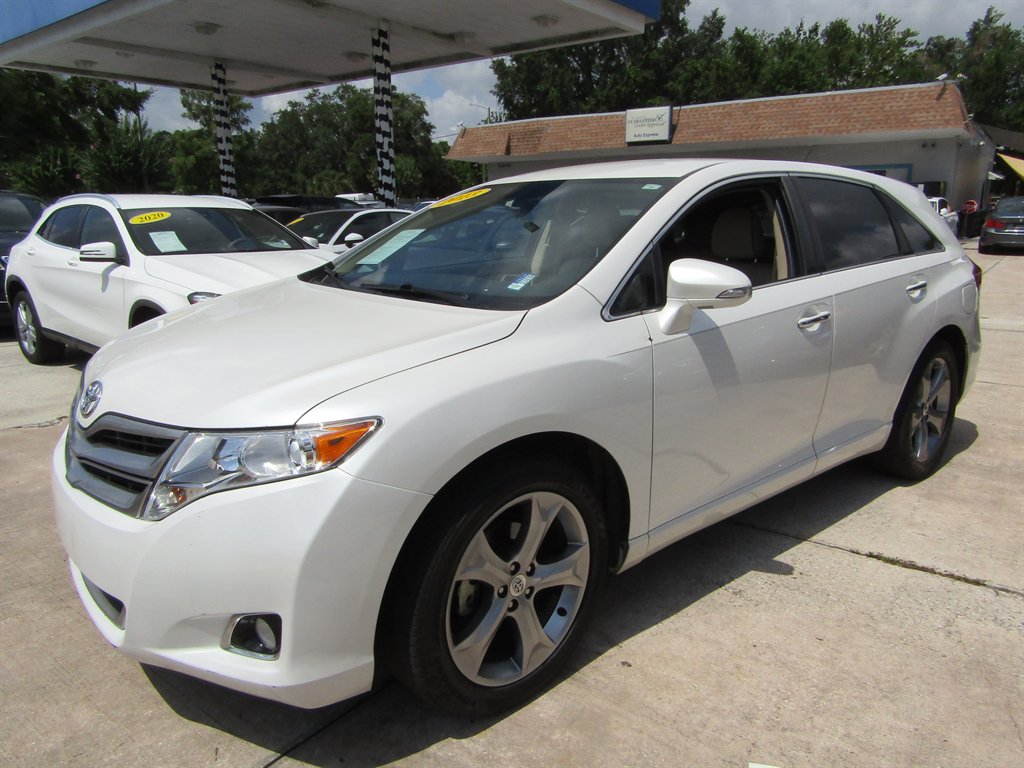 2013 Toyota Venza - $13,999