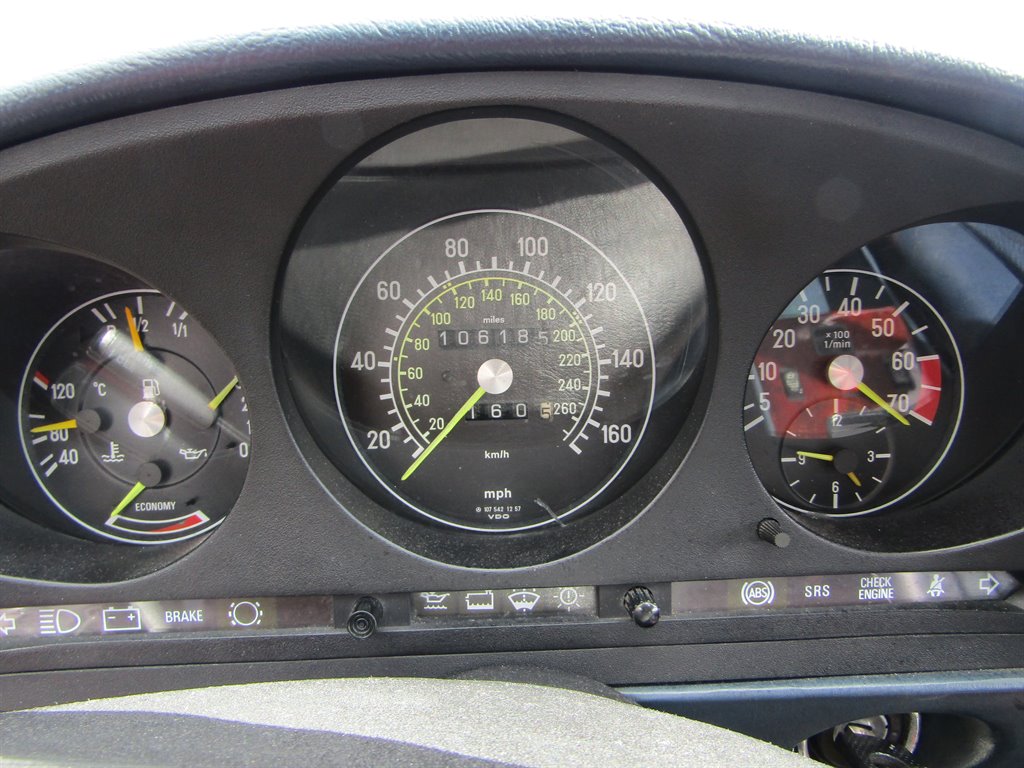 1988 Mercedes-Benz 560 - $11,000