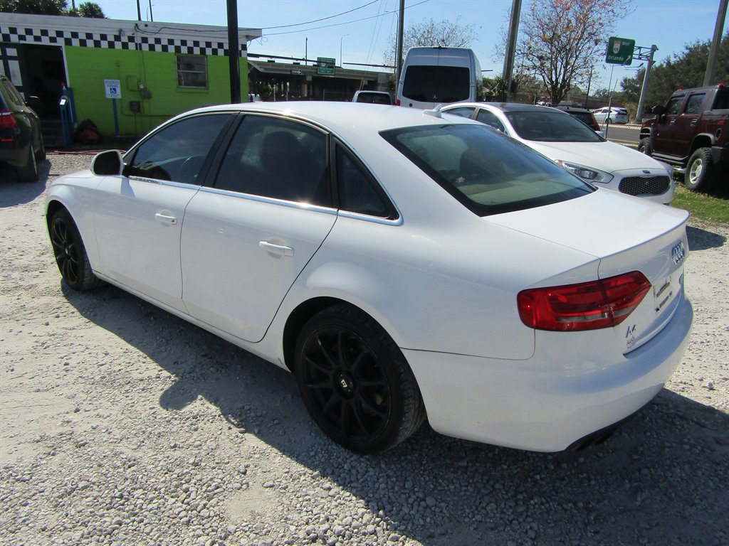 2009 Audi A4 2.0T quattro photo