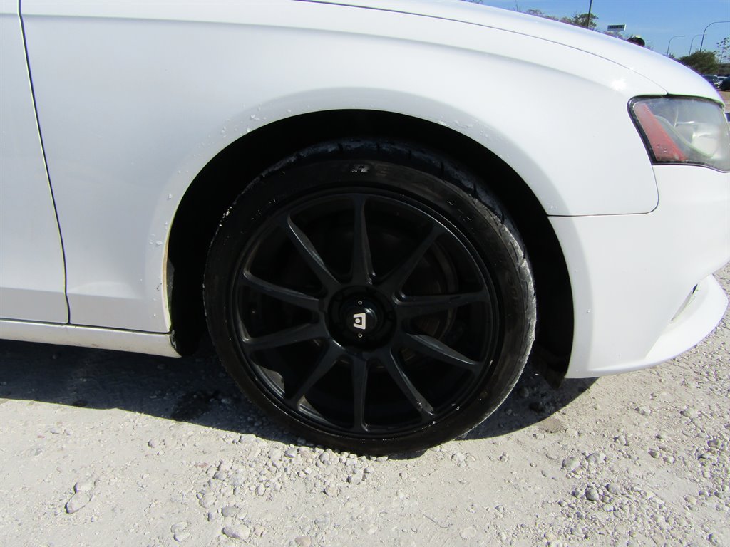 2009 Audi A4 2.0T quattro photo