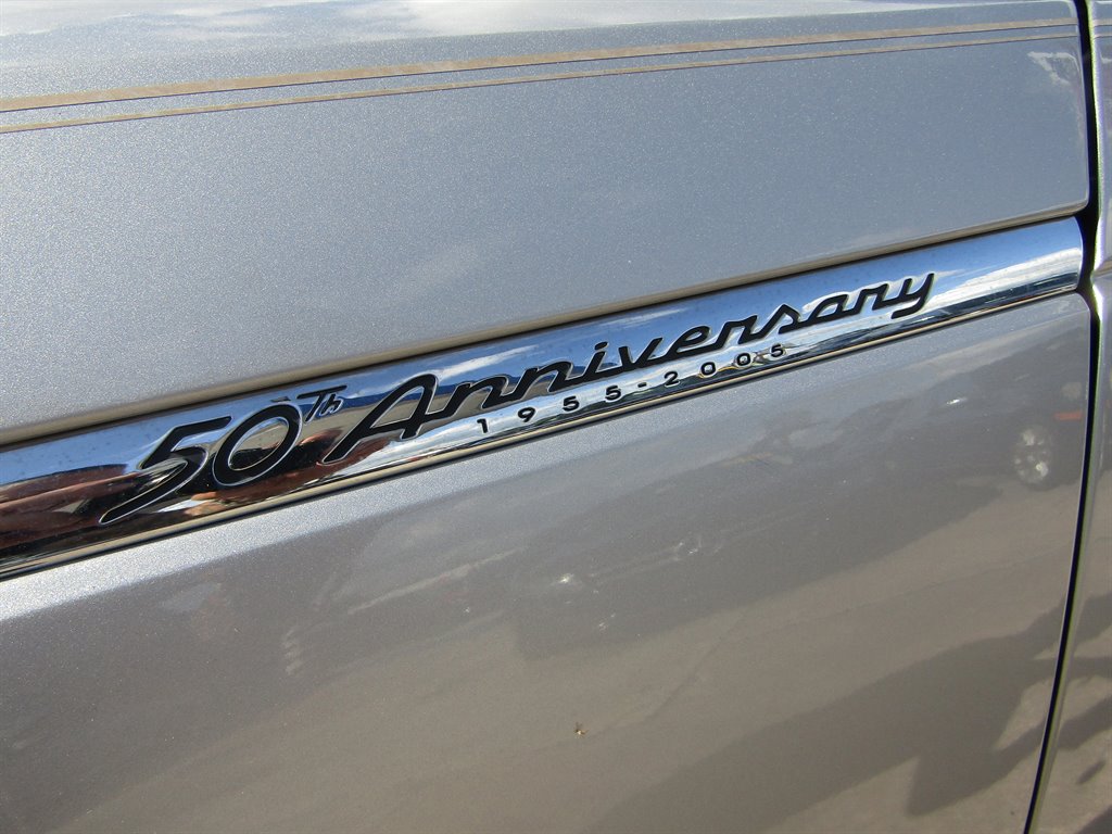 2005 Ford Thunderbird Deluxe photo