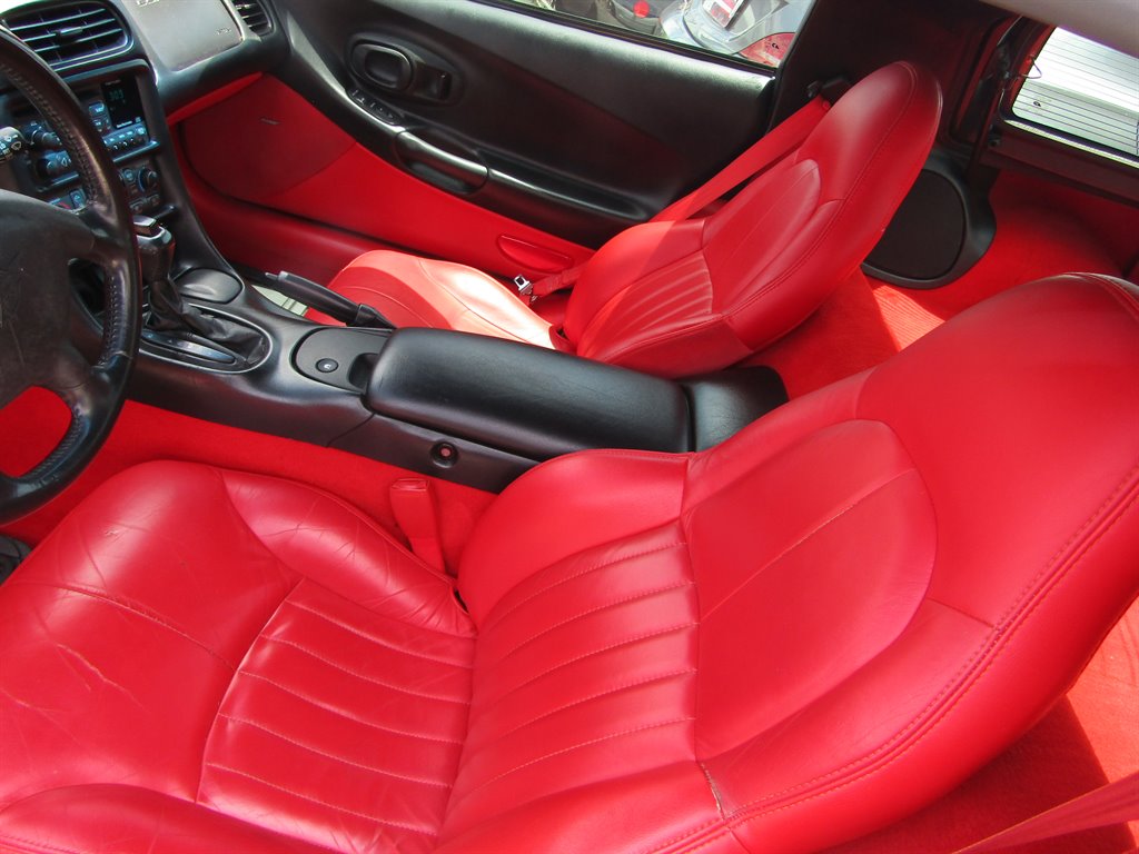 2000 Chevrolet Corvette photo