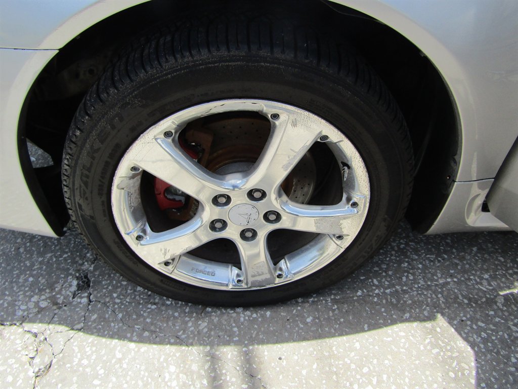 2006 Pontiac Grand Prix - $6,999