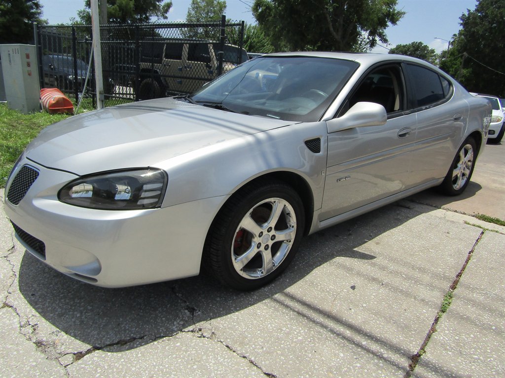 Aluminum 2006 Pontiac Grand Prix Sedan Front-Wheel Drive