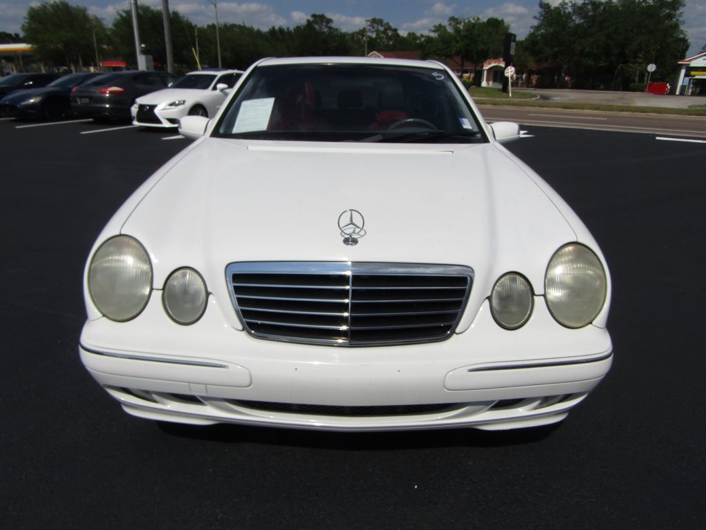 2000 Mercedes-Benz E-Class E320 photo