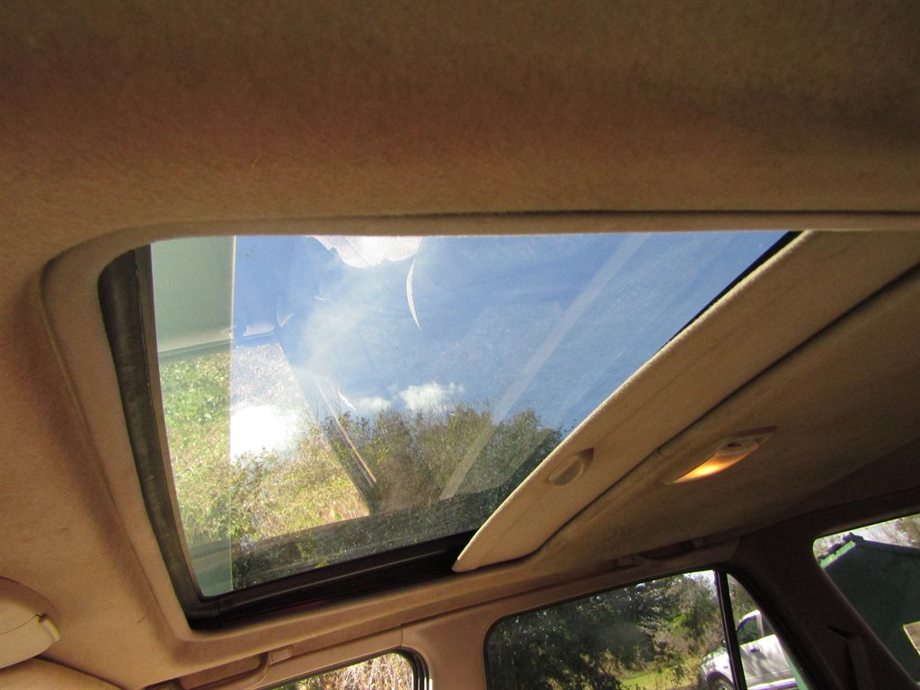 1998 Toyota 4Runner SR5 photo