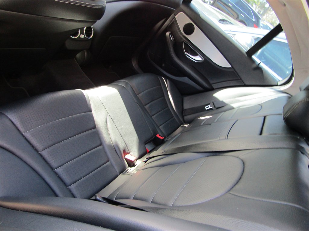 2016 Mercedes-Benz C-Class - $8,000