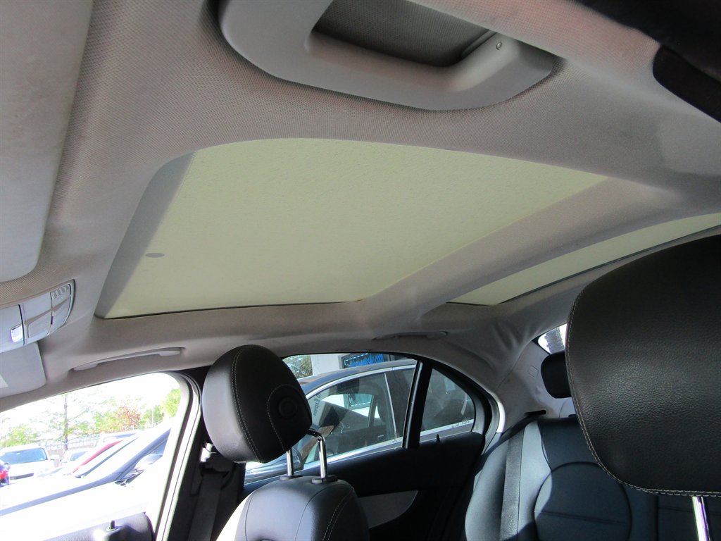 2016 Mercedes-Benz C-Class - $8,000