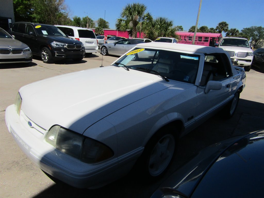 1993 Ford Mustang LX 5.0 photo