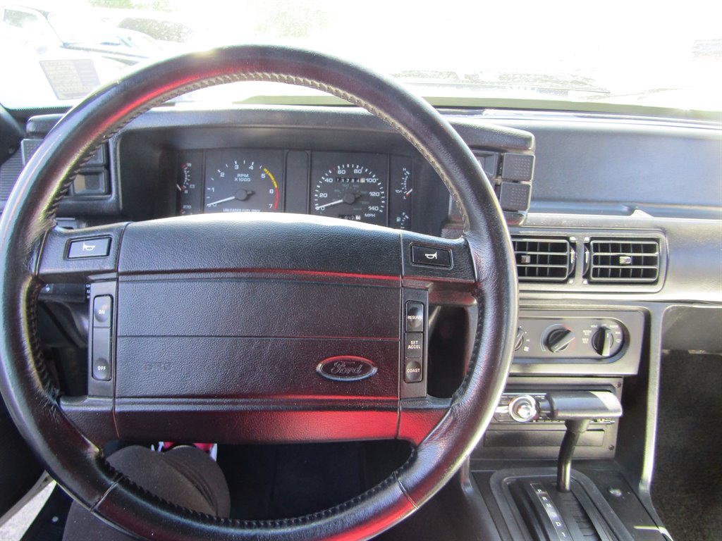 1993 Ford Mustang LX 5.0 photo