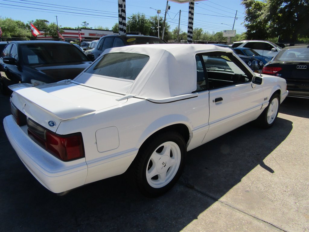 1993 Ford Mustang LX 5.0 photo