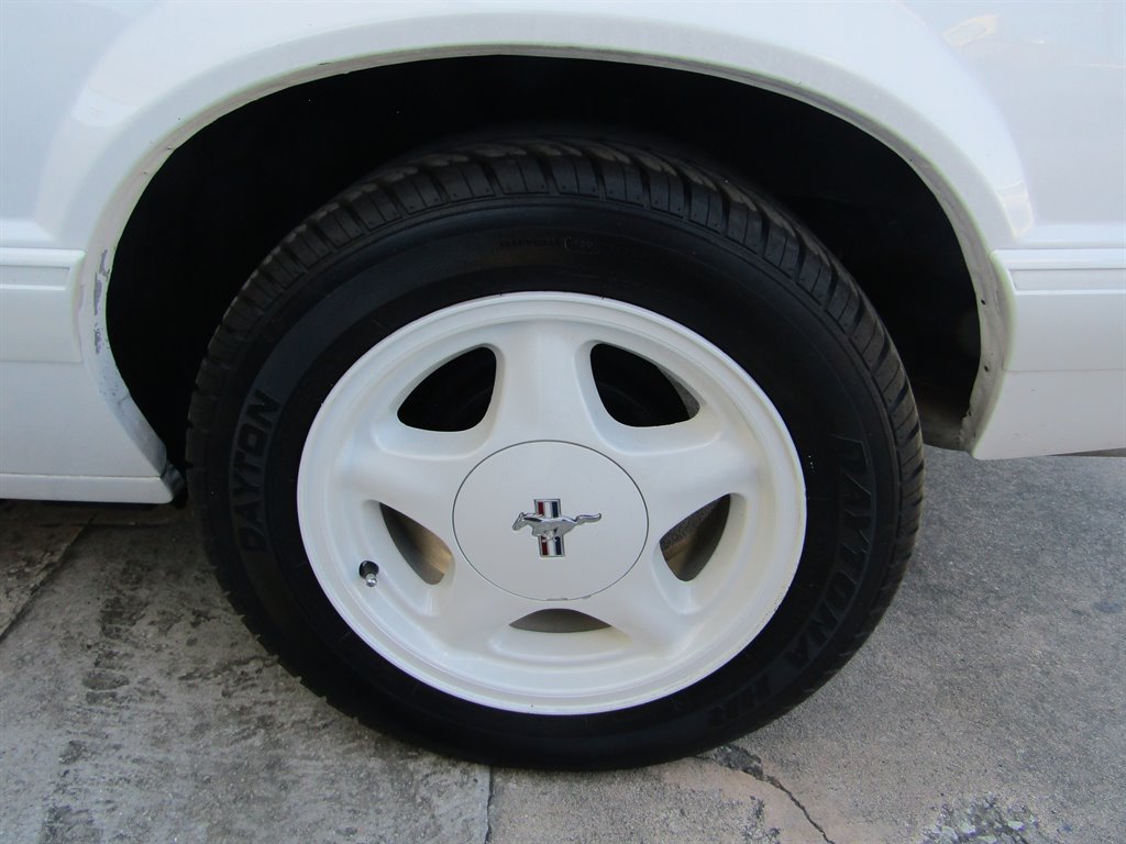 1993 Ford Mustang LX 5.0 photo