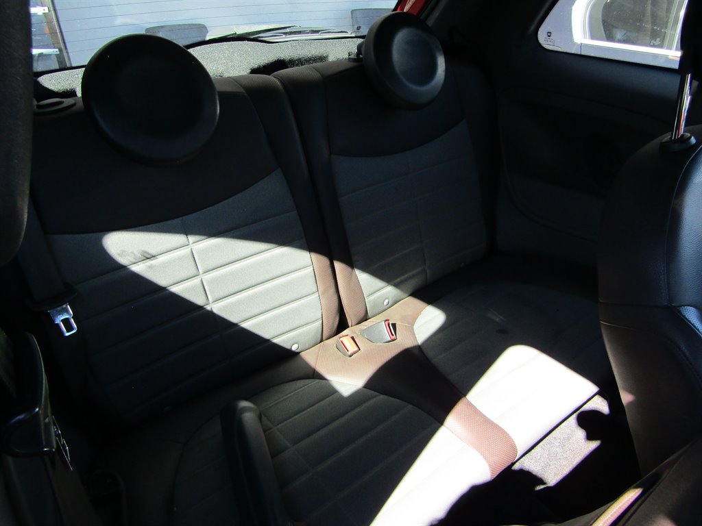 2012 FIAT 500 - $3,999