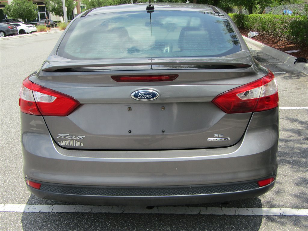 2014 Ford Focus SE photo