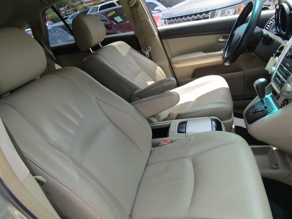2006 Lexus RX - $3,800