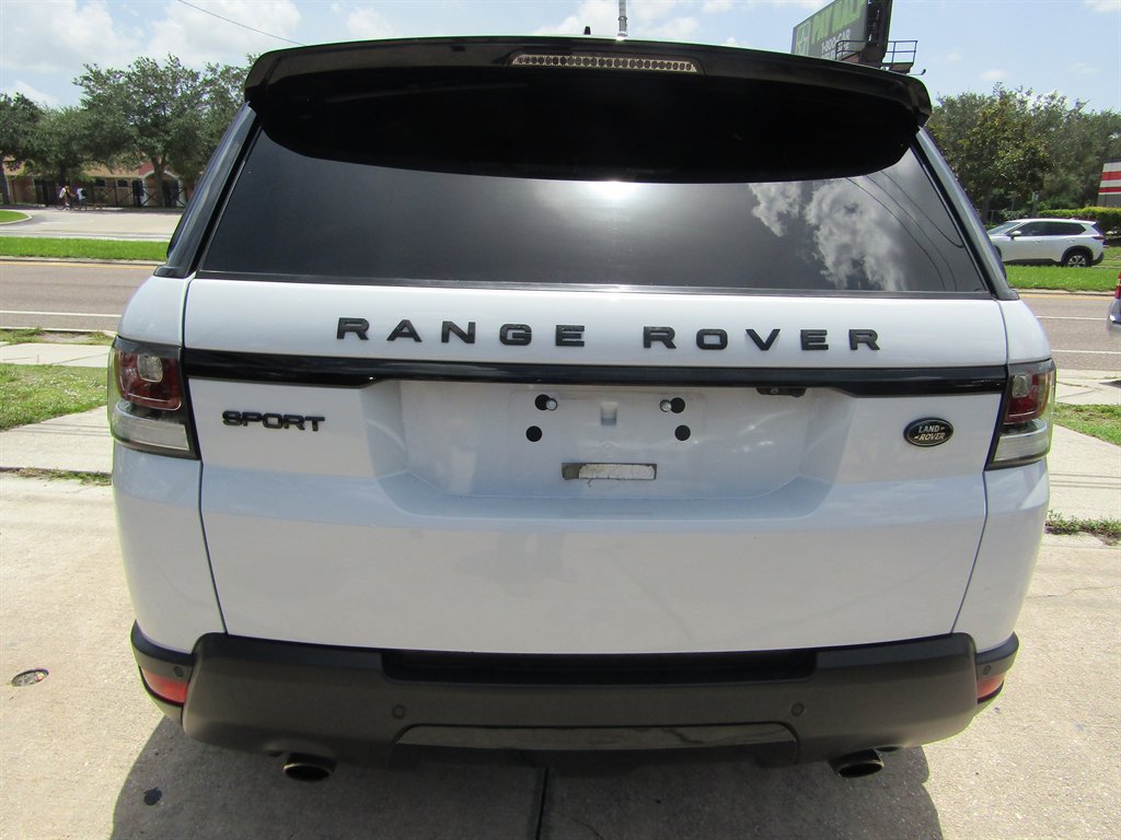 2017 Land Rover Range Rover Sport - $16,999