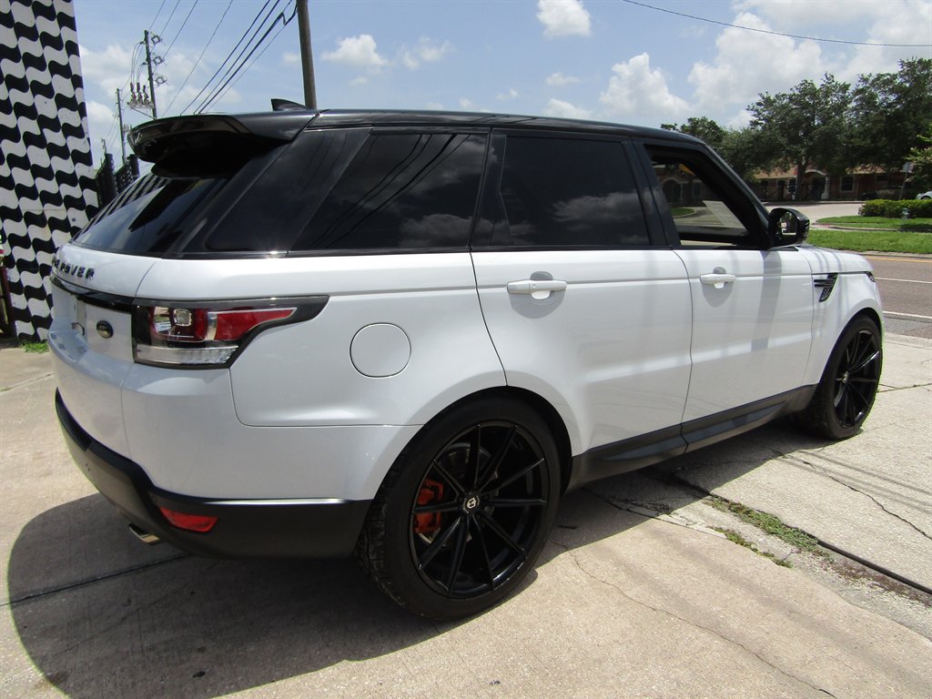 2017 Land Rover Range Rover Sport - $16,999