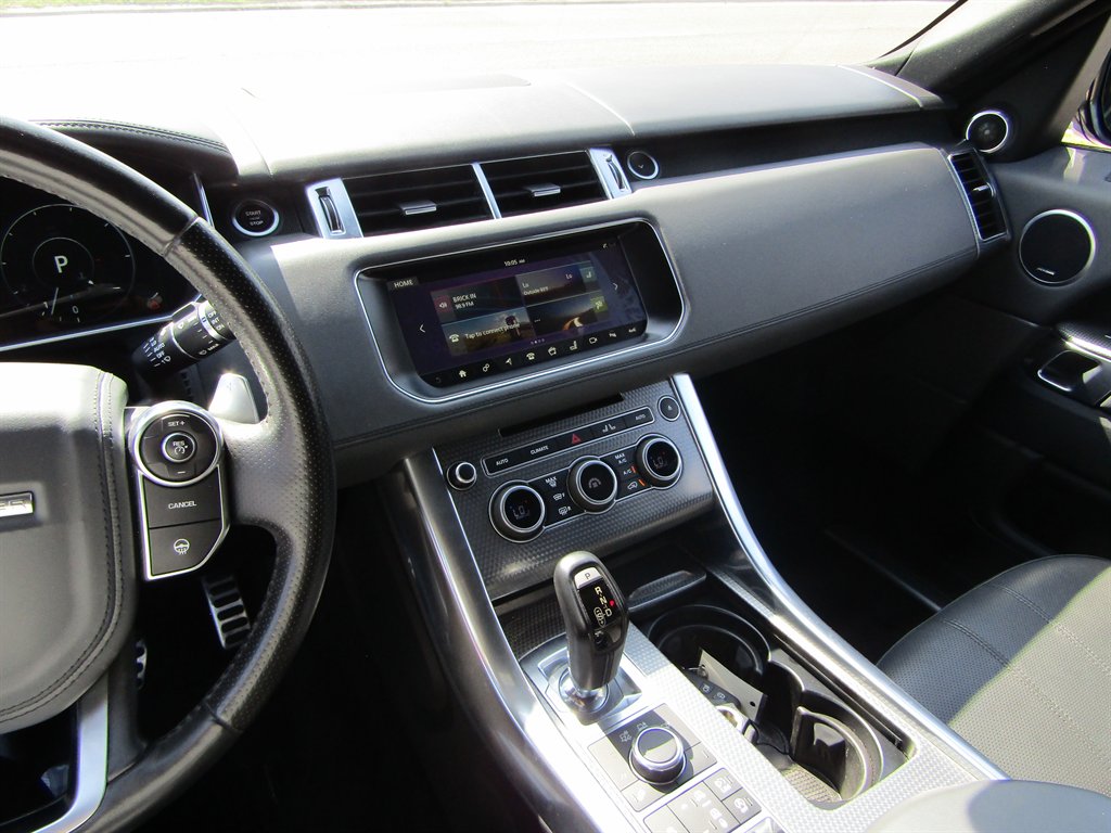 2017 Land Rover Range Rover Sport - $18,999