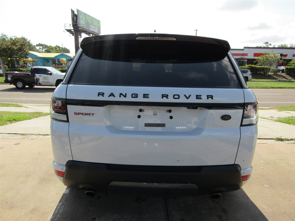 2017 Land Rover Range Rover Sport - $18,999