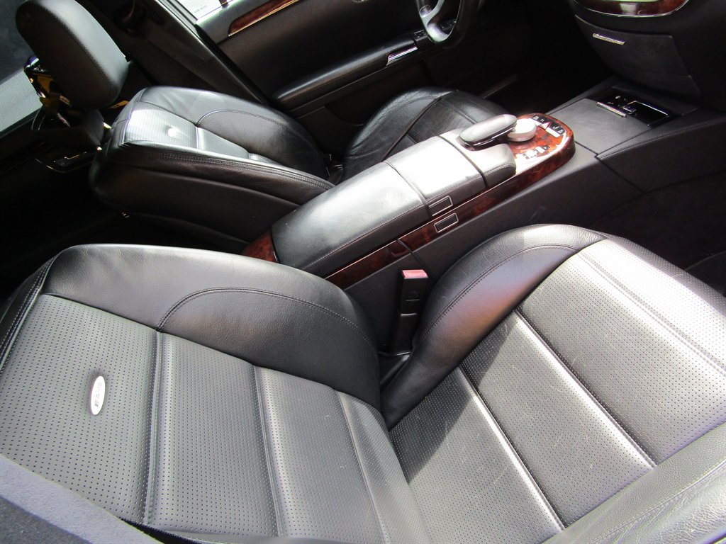 2008 Mercedes-Benz S-class - $11,999