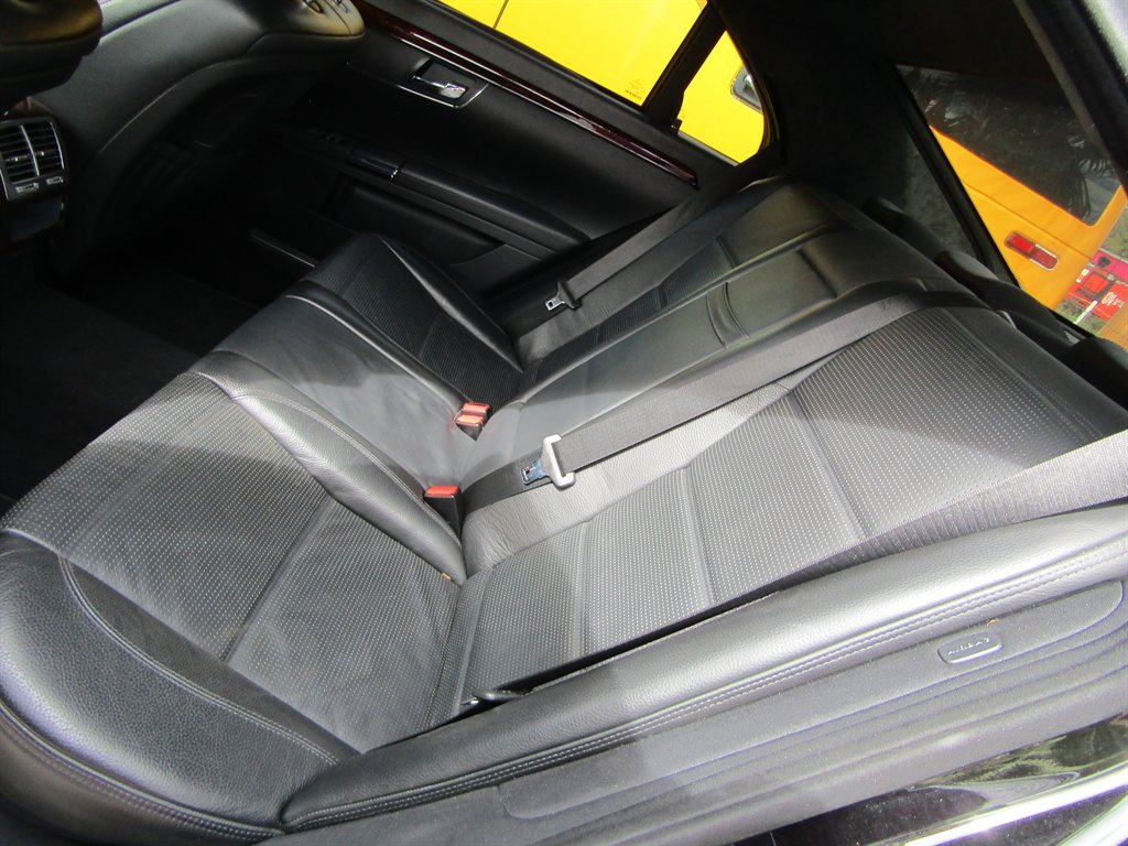 2008 Mercedes-Benz S-class - $11,999
