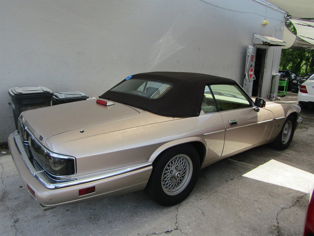 1994 Jaguar XJ-Series XJS photo
