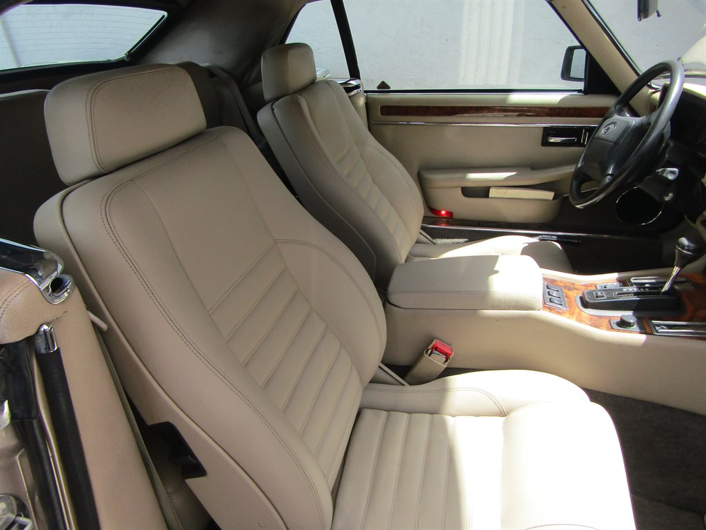 1994 Jaguar XJ-Series XJS photo
