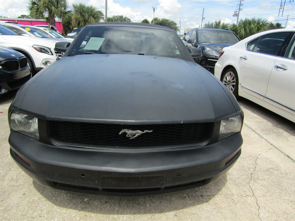 2005 Ford Mustang - $3,999