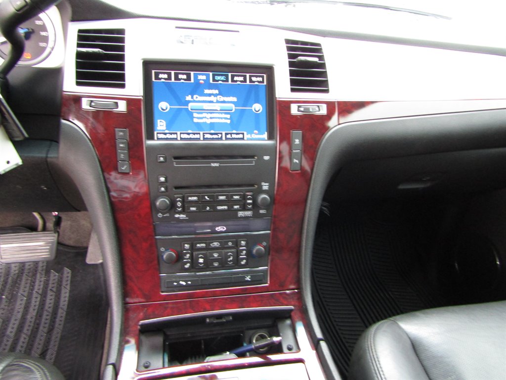 2009 Cadillac Escalade EXT photo