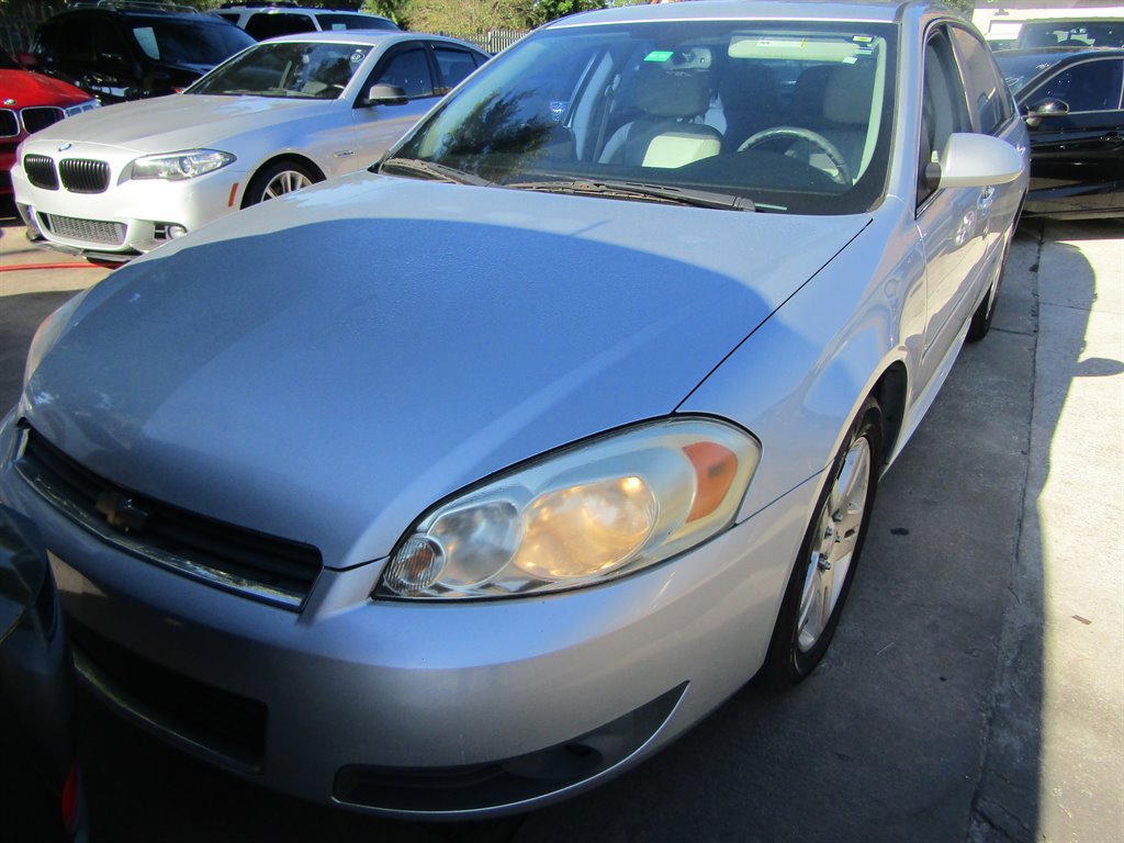 2011 Chevrolet Impala LT photo