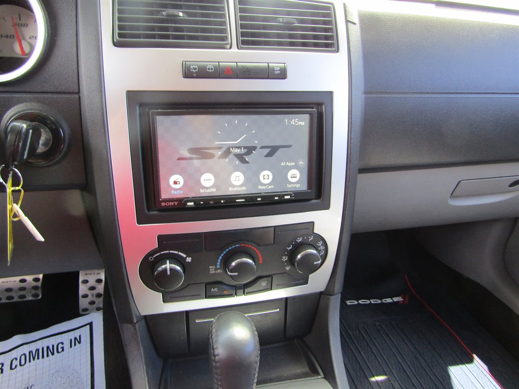 2006 Dodge Magnum SRT-8 photo