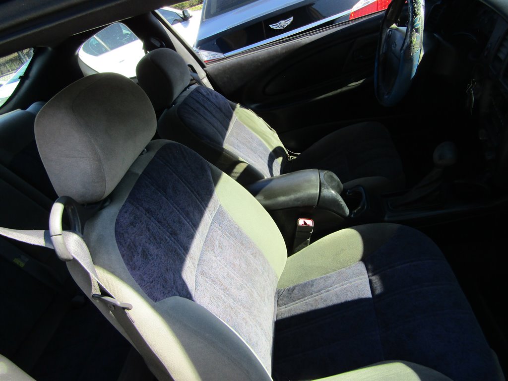 2005 Chevrolet Monte Carlo - $3,999