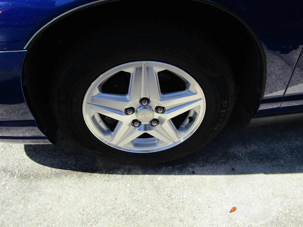 2005 Chevrolet Monte Carlo - $3,999