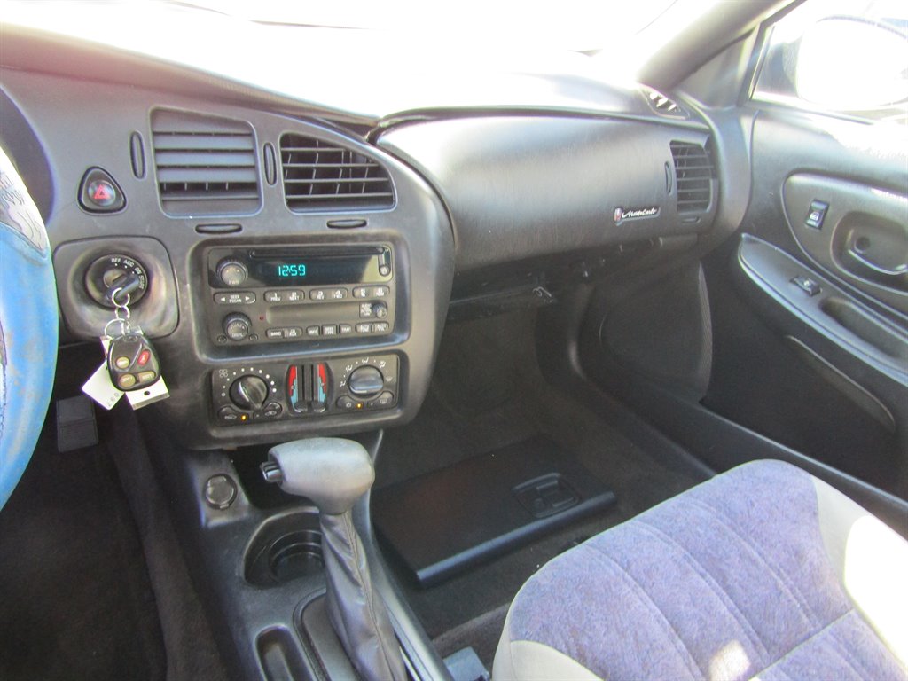 2005 Chevrolet Monte Carlo - $3,999