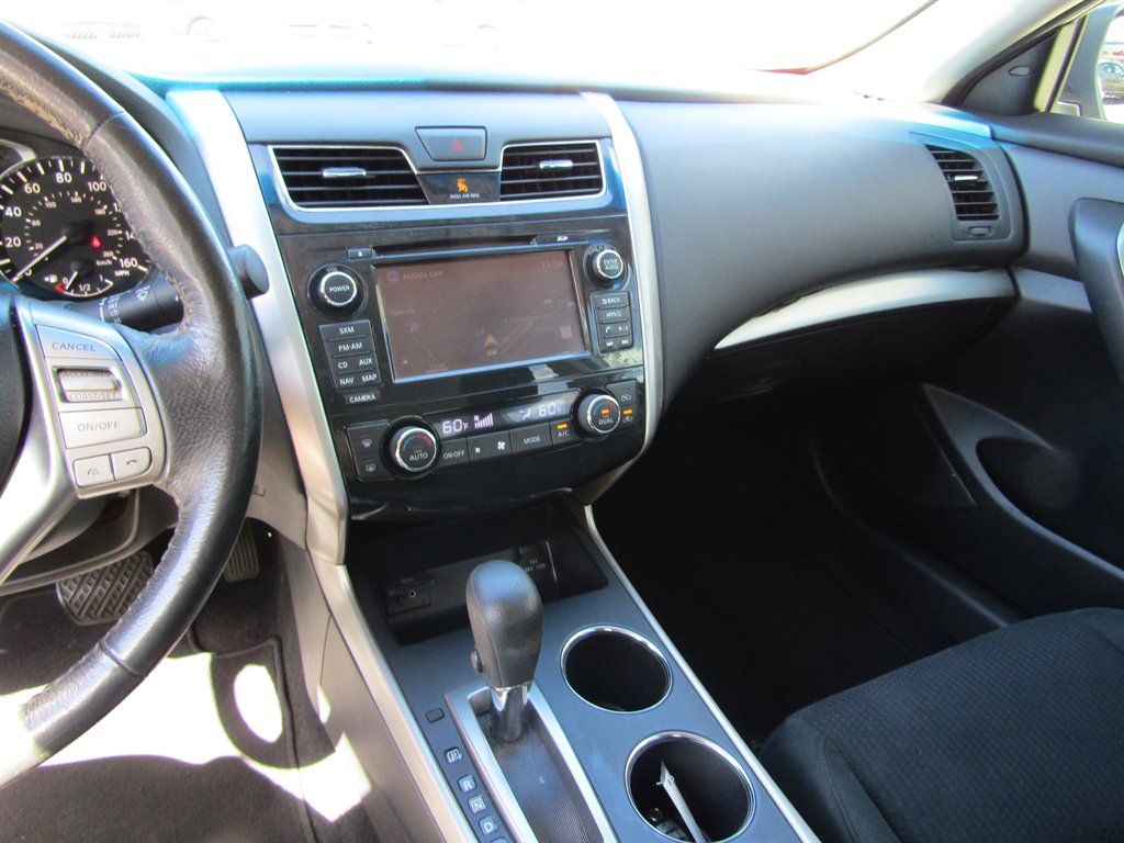 2015 Nissan Altima - $6,999