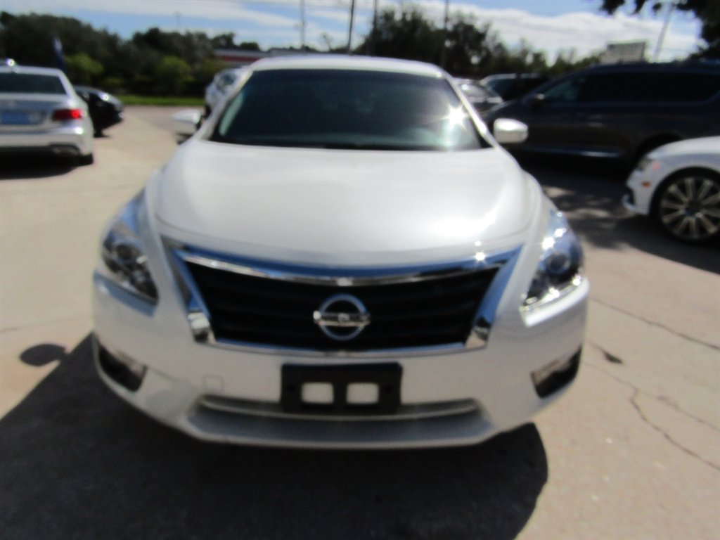 2015 Nissan Altima - $6,999