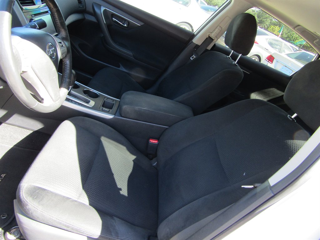 2015 Nissan Altima - $6,999