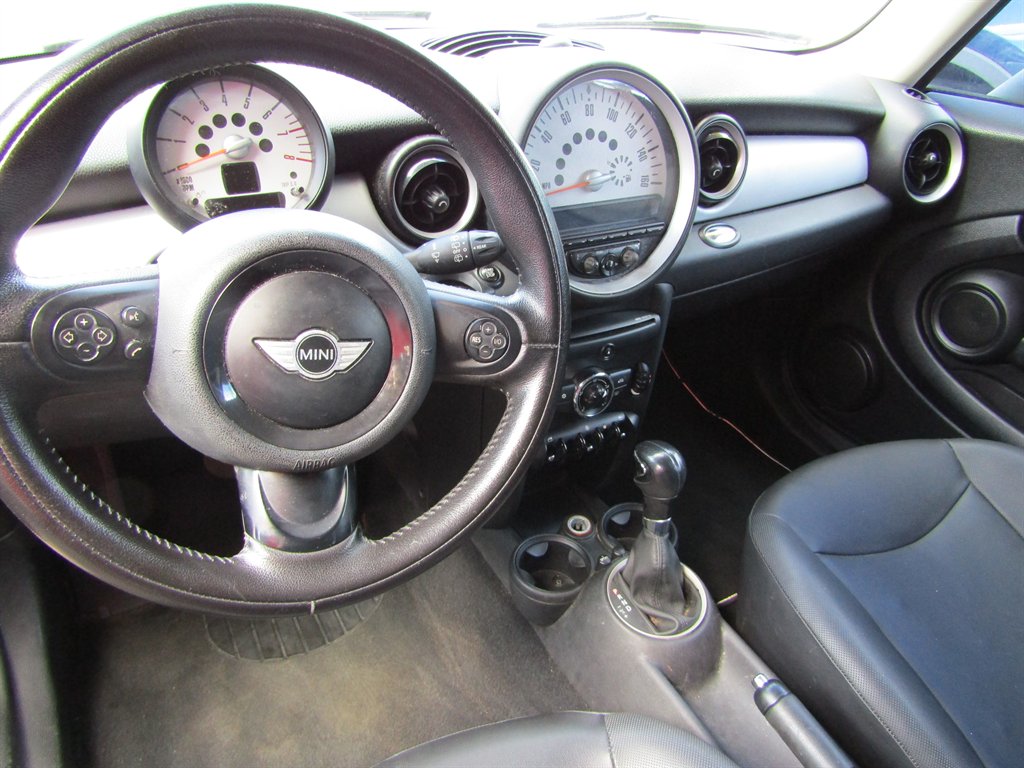 2011 MINI Hardtop - $5,999