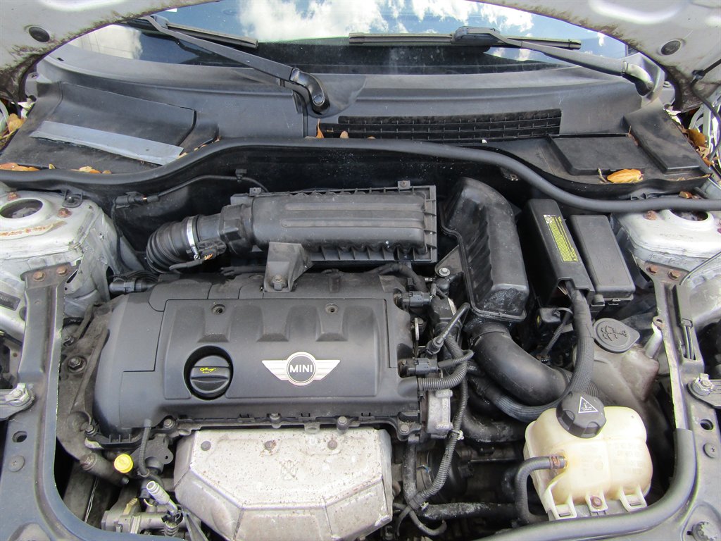 2011 MINI Hardtop - $5,999